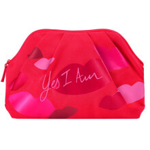 Women's cosmetics bags and beauty cases