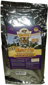 Dry cat food