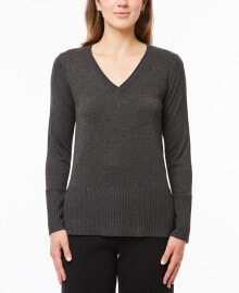 Women's sweaters and cardigans