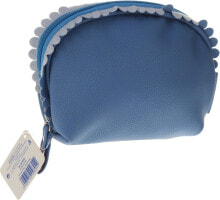 Women's cosmetic bags and beauty cases