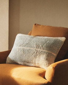 Decorative pillows