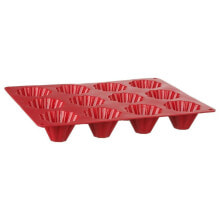 Dishes and molds for baking and baking