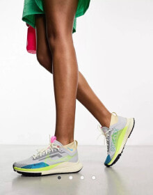 Women's Sports Sneakers