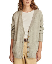 Women's sweaters and cardigans