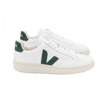 VEJA V-12 trainers