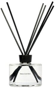 Aromatic diffusers and candles