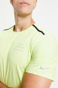 Men's sports T-shirts and T-shirts