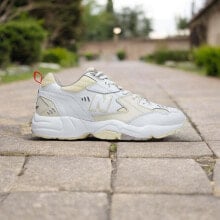 Бежевые мужские кроссовки New Balance купить от $126