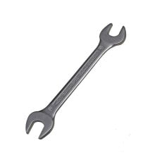 Universal wrenches