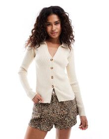 Women's sweaters and cardigans