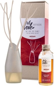 Aromatic diffusers and candles