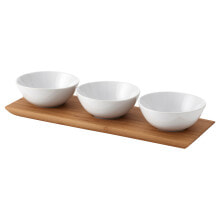 Dishes and salad bowls for serving