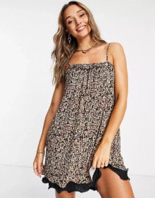 River Island cami plisse mini dress in black floral купить в аутлете