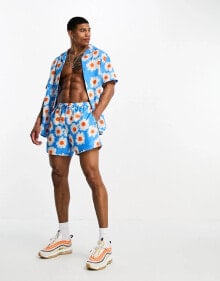 Men's swimming trunks and shorts