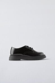 Minimal derby shoes