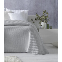 Blankets and bedspreads