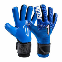 Goalkeeper gloves for football