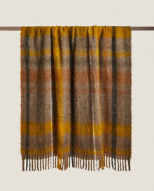 Carded wool throw