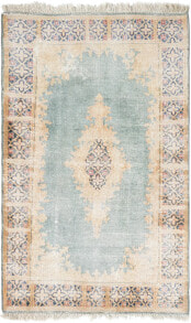 Carpets and carpets