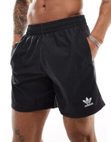 Men's swimming trunks and shorts