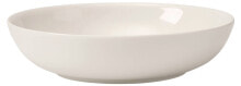 Dishes and salad bowls for serving