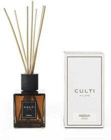 Aromatic diffusers and candles