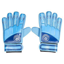 Goalkeeper gloves for football