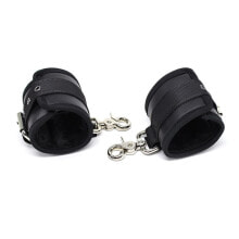 Наручники или фиксатор для БДСМ FETISH ADDICT Leather Handcuffs with Big Hoops Black