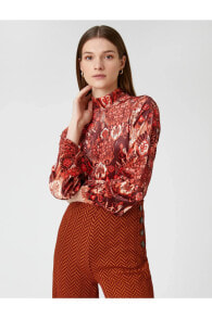 Women's blouses and blouses