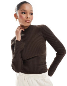 Women's sweaters and cardigans