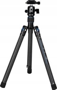 Tripods and monopods for photographic equipment