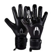 Goalkeeper gloves for football