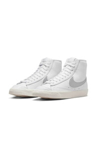 Blazer Mid '77 Essential Kadın Beyaz Sneaker Ayakkabı