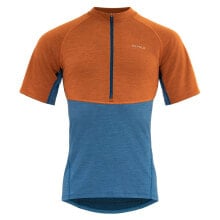 Men's sports T-shirts and T-shirts