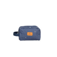 Women's cosmetic bags and beauty cases