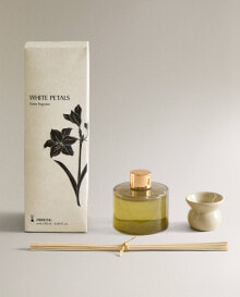 Aromatic diffusers and candles