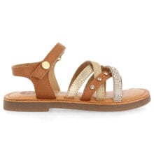 Sandals and sandals for girls