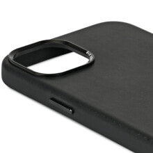 Decoded Leather Backcover für iPhone 15 Black