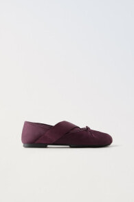 Satin ballet flats with crossed straps