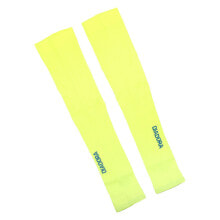 Купить мужские футболки Diadora: Diadora Running Sleeve Mens Yellow Athletic Casual 170626-97015