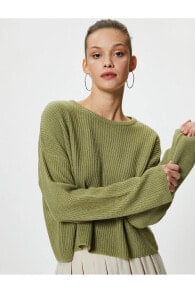 Women's sweaters and cardigans