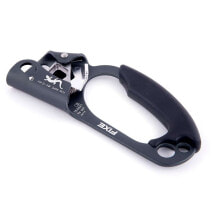 Clips for mountaineering and rock climbing