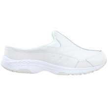 Women's running shoes and sneakers