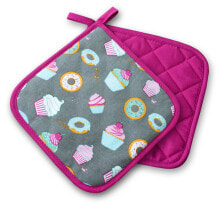 Kitchen mittens, aprons and potholders