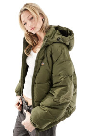 Women's outerwear