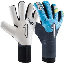 Goalkeeper gloves for football