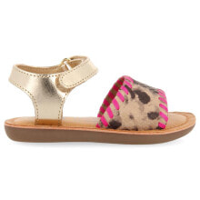 Sandals and sandals for girls