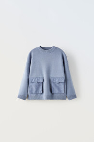Knit sweater with contrast pockets