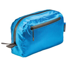 Cosmetic bags and beauty cases