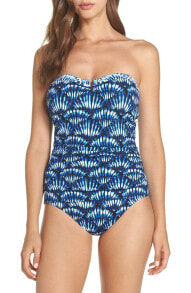 Купить женские купальники Tommy Bahama: Купальник Tommy Bahama Women's Tide Dye Seashells Bandeau One-Piece Размер 6